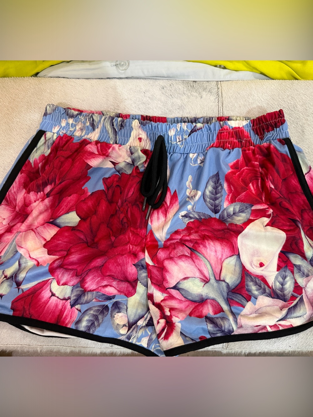 Women's Floral Athletic Shorts — Blue with Red Floral